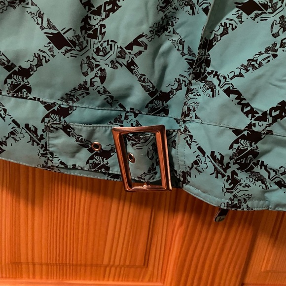 Burton Jacket - Picture 3 of 7